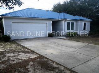 8643 Estrada St, Navarre, FL 32566