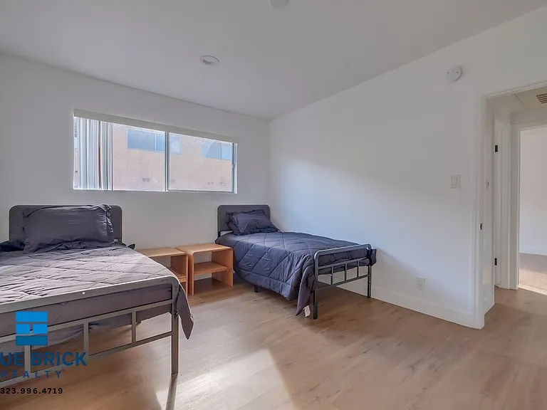 5312 Corteen Pl #16 — Photo 36