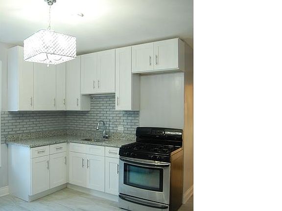 2nd image of 6551 S California Ave #1