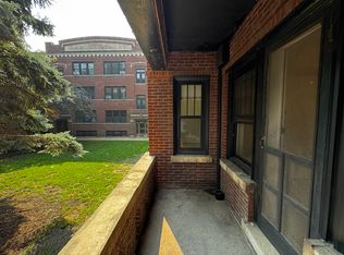 2534 N Kedzie Blvd #1E, Chicago, IL 60647