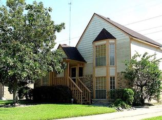 8435 Quail Crest Dr, Missouri City, TX 77489