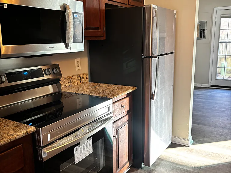 4825 Bay Winds Ct — Photo 4