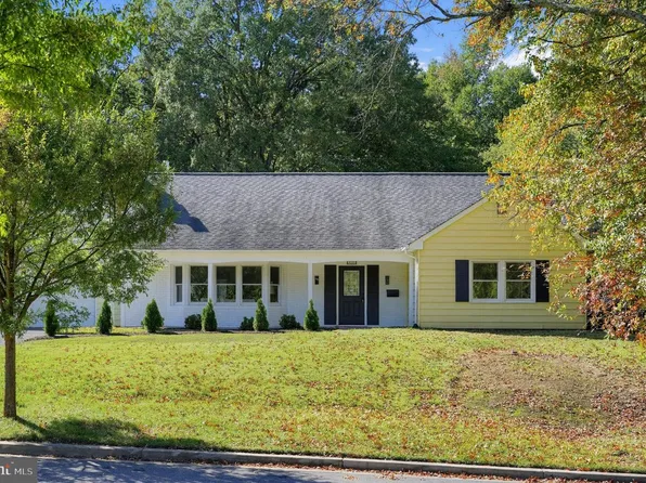 8703 Graystone Ln, Laurel, MD 20708