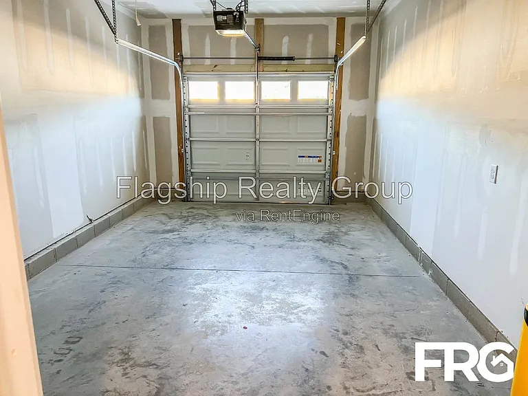 1501 S Taylor St — Photo 14