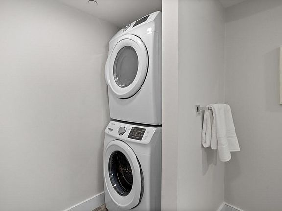 4th image of 70 Bremen St #308A
