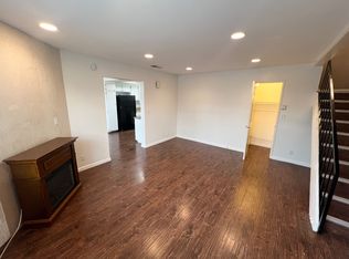 16982 Lynn Ln #B, Huntington Beach, CA 92649