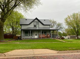 415 Lincoln St, Wayne, NE 68787