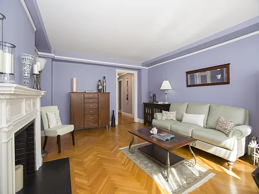Sold by Sotheby's International Realty | media 2