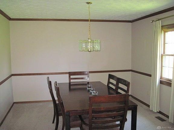 Roomy dining area accessed from kitchen and living room.