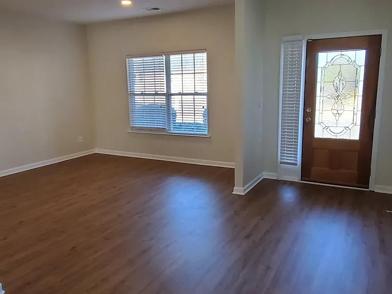 4675 Fourth Rail Ln — Photo 4