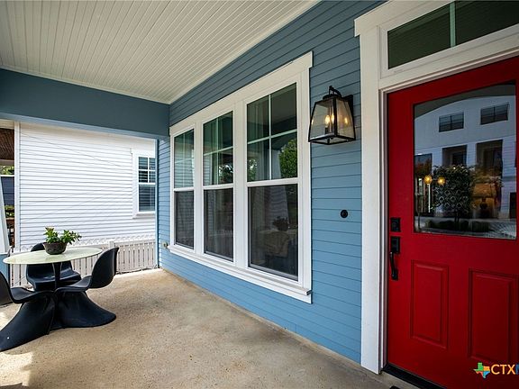 3rd image of 649 Center Grn