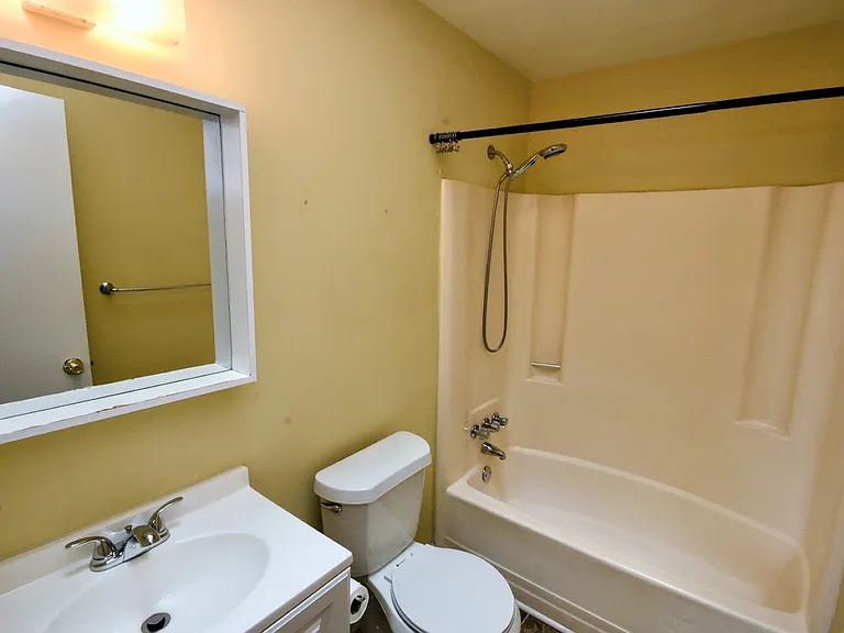 5216 Johnstown Ln — Photo 24