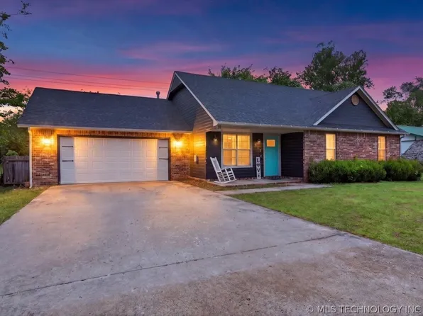 610 N Main St, Wagoner, OK 74467