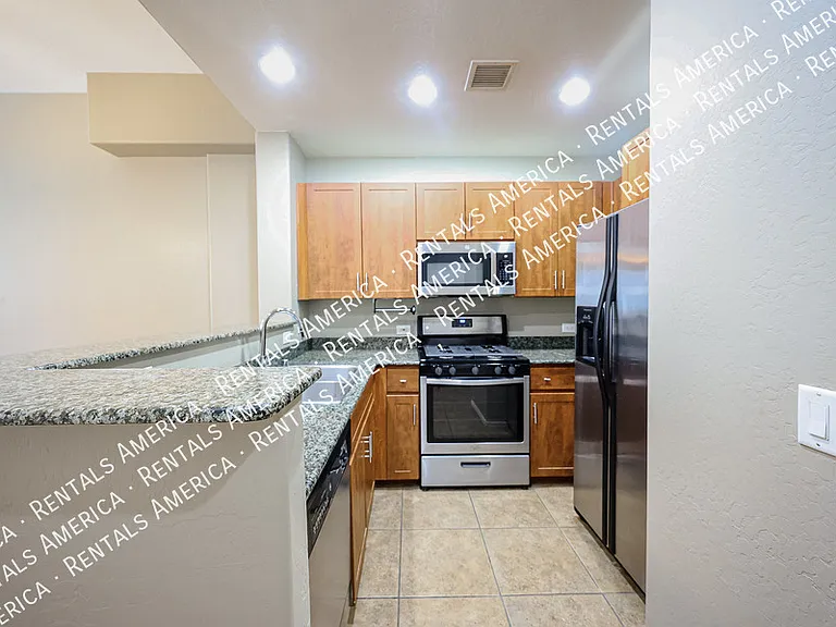 17 W Vernon Ave #307 — Photo 6