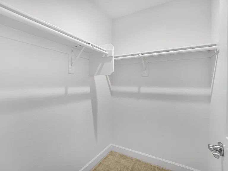 15395 Lotus Cir — Photo 28