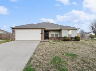 3311 Justice Dr, Bethel Heights, AR 72764