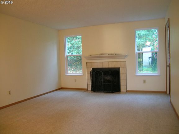 5th image of 13216 NE Salmon Creek Ave Unit D1
