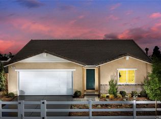 1020 Battersea Rd, Hemet, CA 92543