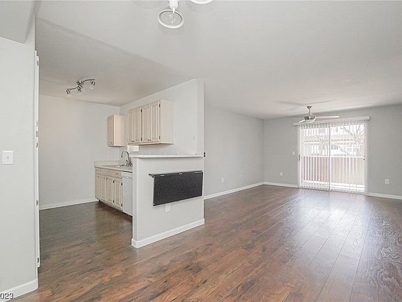 4th image of 555 E Silverado Ranch Blvd Unit 1037