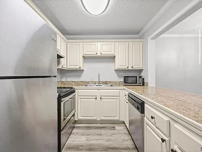 4735 Government St #202 — Photo 3