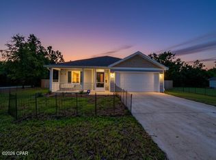 3569 Westbrook Dr, Chipley, FL 32428