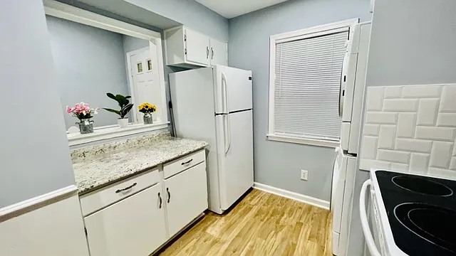 101 Scott Ln — Photo 12