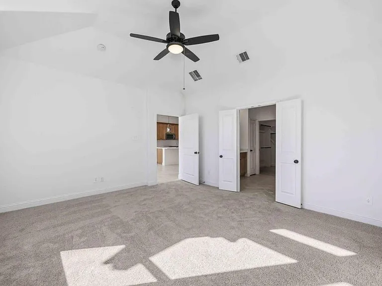 10326 Water Harbor Dr — Photo 11