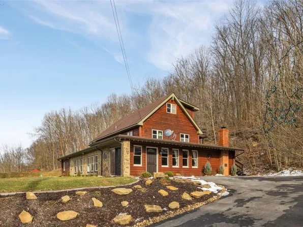 734 Girty Rd S, Shelocta, PA 15774