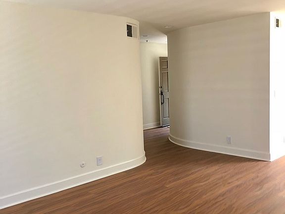 5th image of 5780 Friars Rd Unit A7