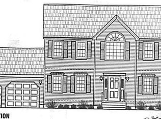 1 Williamsville Rd, Hubbardston, MA 01452