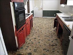 3rd image of 2281 Dewitt Dr