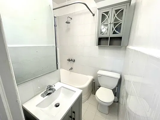 Rented by REAL New York | media 12