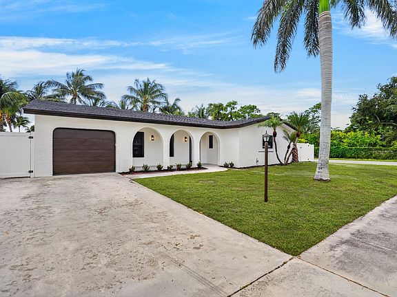 4th image of 1798 SW 10TH Street