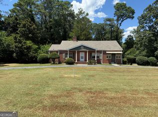 998 Highland Cir SE, Conyers, GA 30012