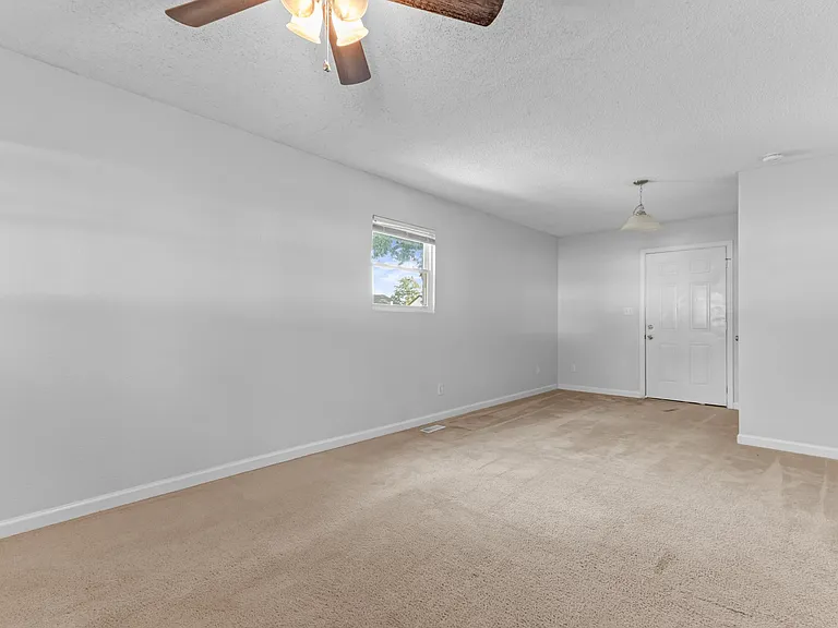 2124 Jeffrey Dr — Photo 11