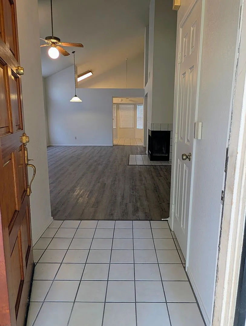 Available Now In Val Vista Lakes — Photo 3