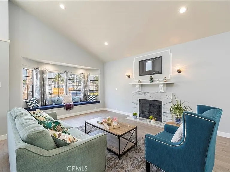 5130 Carmelynn St — Photo 3