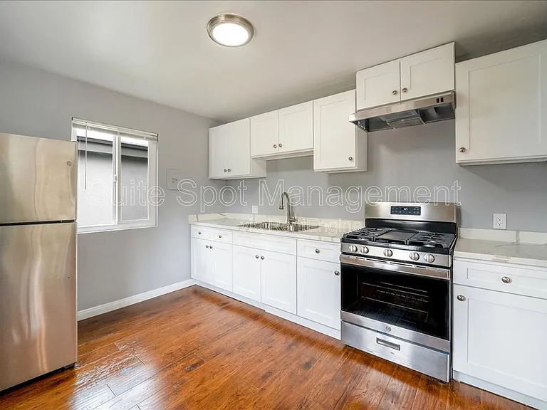 1711 Delaware Ave #5 — Photo 7