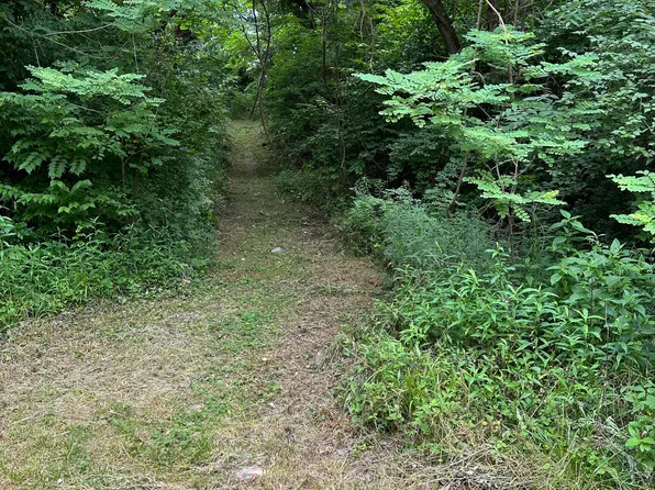 7843 S Georgetown Rd, Nineveh, IN 46164