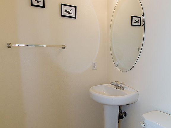 4th image of 1120 Cactus Rock St