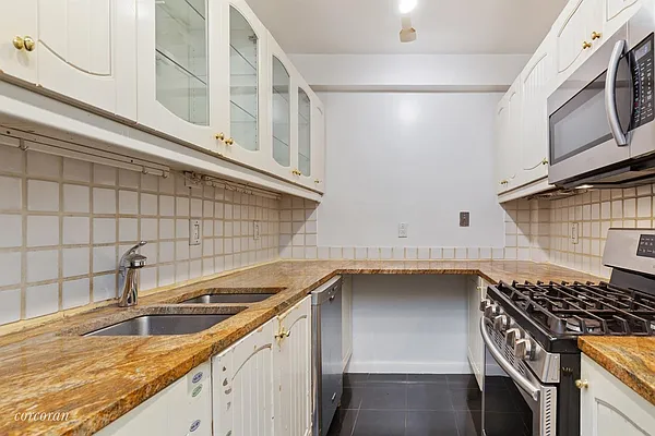 Sold by Corcoran | media 12