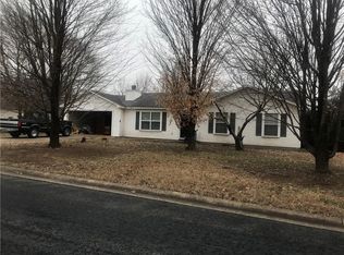 1506 Lancelot St, Bella Vista, AR 72745