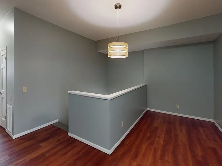 3861 McRee Ave — Photo 13
