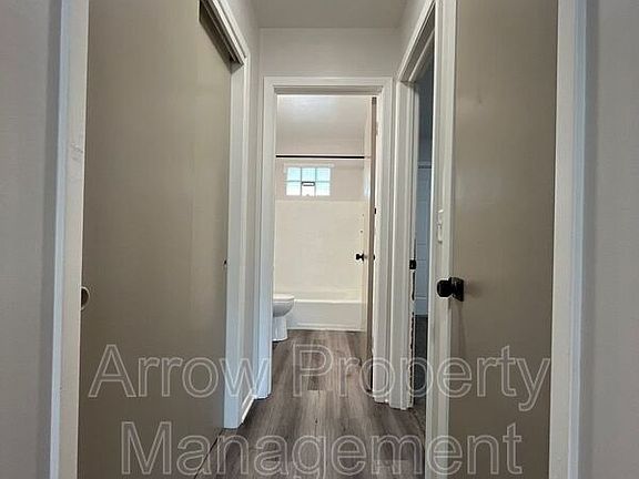 4th image of 1025 C St APT 6