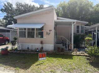 8443 Shell Dr, Town N Country, FL 33615