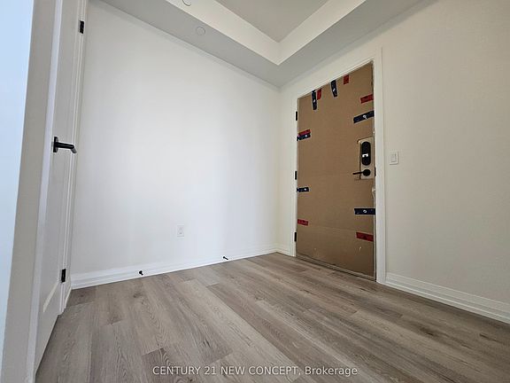5th image of 280 Dundas St E #2811