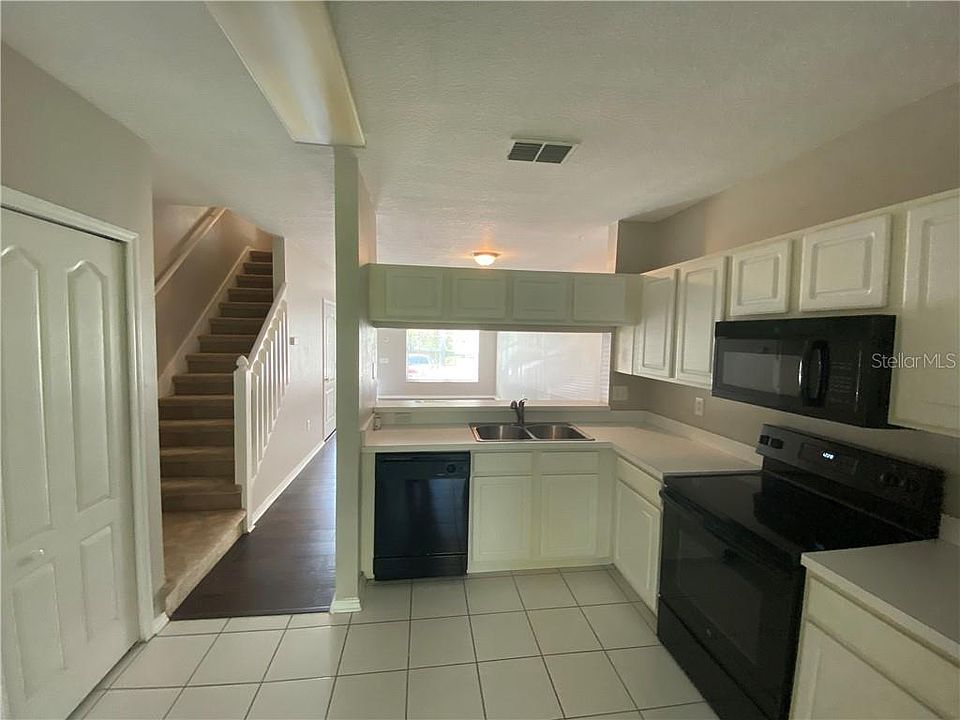 2nd image of 1316 Standridge Dr