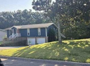 54 Crest Cir, Ringgold, GA 30736