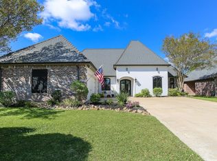 936 Chartres St, Lake Charles, LA 70605