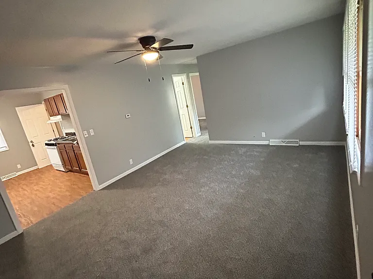 351 E Spruce St #359 — Photo 3